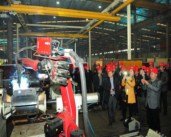 Kinijos sunkiųjų mašinų pramonės asociacijos generalinė asamblėja sėkmingai vyko1.jpg The General Assembly of China Heavy Machinery Industry Association was successfully held1.jpg