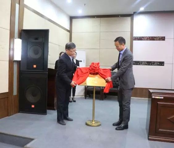 Kinijos eksporto kranų kokybės ir technologijų skatinimo komitetas įsteigė konferenciją, kuri buvo iškilmingai !. Jpg China export crane quality and technology promotion Committee established conference held ceremoniously!.jpg